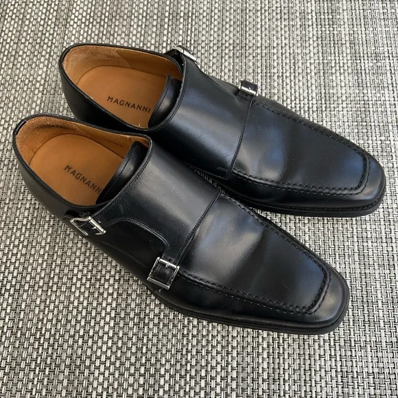 Men’s Magnanni” Black Leather Double Buckle Shoe